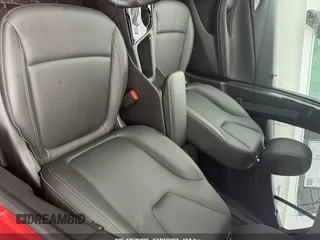 2024 Buick Encore GX Sport Touring z VIN KL4AMDSL8RB032942, wystawiony jako IAAI lot #42639028 z przebiegiem 376 mil mil oraz . Historia ofert i sprzedaży dostępna na DreamBid. Obrazek 5.