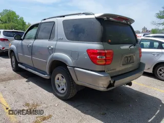 2002 Toyota Sequoia SR5 with VIN 5TDZT34A02S114681, listed as a IAAI auction lot 42102025 with 205,596 mi miles and . Bid and sale history available at carsss.com. Image 3.