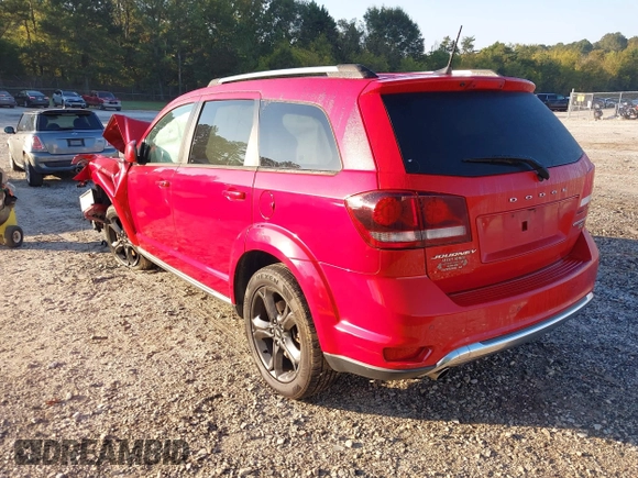 2018 Dodge Journey Crossroad z VIN 3C4PDCGG0JT500834, wystawiony jako IAAI lot #40524111 z przebiegiem 107 888 mil mil oraz . Historia ofert i sprzedaży dostępna na DreamBid. Obrazek 3.
