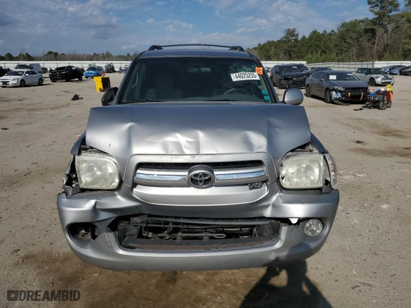 2006 Toyota Sequoia SR5 with VIN 5TDZT34A26S271148, listed as a Copart auction lot 44025255 with 186,363 mi miles and Salvage Title. Bid and sale history available at carsss.com. Image 5.