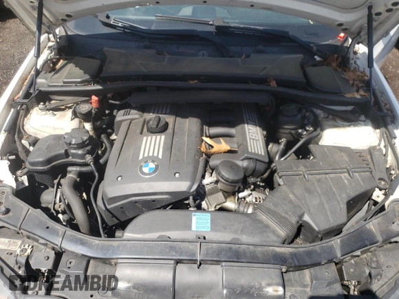 2008 BMW 3 Series 328xi with VIN WBAVC73528KP38456, listed as a Copart auction lot 54855785 with 267,668 mi miles and Clean title. Bid and sale history available at DreamBid. Image 11.
