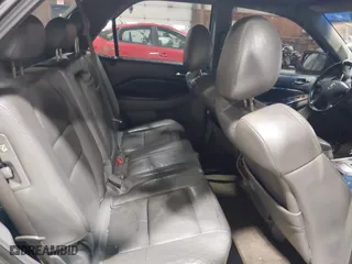 2006 Acura MDX with VIN 2HNYD18266H533584, listed as a IAAI auction lot 41937317 with 211,450 mi miles. Bid and sale history available at carsss.com. Image 8.