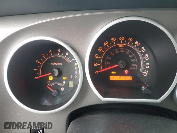2015 Toyota Sequoia SR5 with VIN 5TDBY5G14FS126333, listed as a Copart auction lot 81995914 with 87,313 mi miles and Salvage Title. Bid and sale history available at carsss.com. Image 9.
