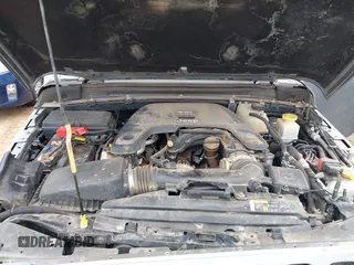 2020 Jeep Gladiator Sport S with VIN 1C6HJTAG1LL141165, listed as a IAAI auction lot 42013668 with 176,107 mi miles. Bid and sale history available at carsss.com. Image 10.