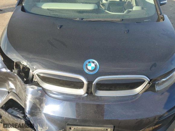 2019 BMW i3 with VIN WBY8P4C5XK7E24780, listed as a Copart auction lot 45212235 with 86,747 mi miles and Salvage Title. Bid and sale history available at carsss.com. Image 12.