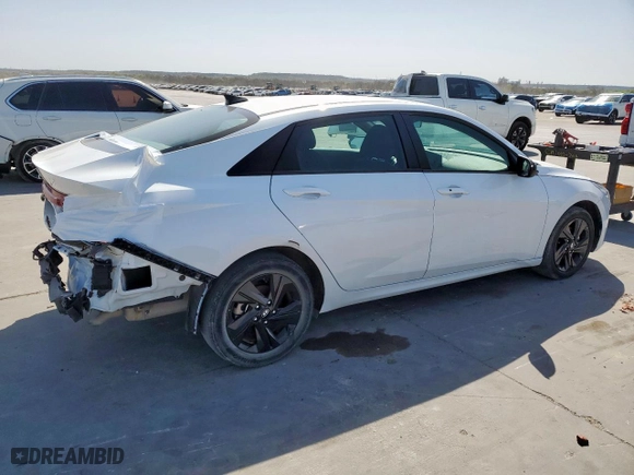 2021 Hyundai Elantra SEL with VIN 5NPLM4AGXMH038980, listed as a Copart auction lot 49645905 with 29,606 mi miles and Salvage Title. Bid and sale history available at carsss.com. Image 3.