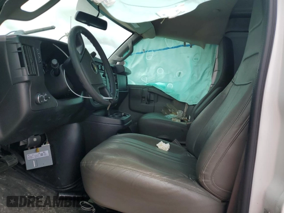 2018 Chevrolet Express Cargo Van with VIN 1GCWGAFP6J1217404, listed as a Copart auction lot 68947454 with 122,000 mi miles and Salvage Title. Bid and sale history available at carsss.com. Image 7.