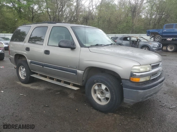 2001 Chevrolet Tahoe LT with VIN 1GNEC13T51R197521, listed as a Copart auction lot 51053265 with 319,590 mi miles and Salvage Title. Bid and sale history available at carsss.com. Image 4.