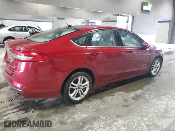 2018 Ford Fusion SE z VIN 3FA6P0LUXJR172922, wystawiony jako Copart lot #56888345 z przebiegiem 412 712 mil mil oraz Czysty tytuł • Clean title. Historia ofert i sprzedaży dostępna na DreamBid. Obrazek 3.
