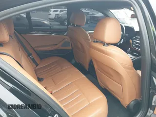 2020 BMW 5 Series 540i xDrive z VIN WBAJS3C09LCD33702, wystawiony jako IAAI lot #42504307 z przebiegiem 79 099 mil mil oraz . Historia ofert i sprzedaży dostępna na DreamBid. Obrazek 8.