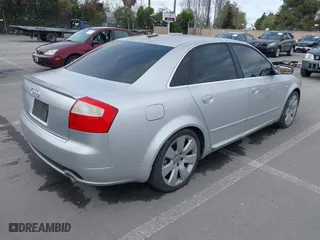 2005 Audi A4 3.0L with VIN WAULT68E35A021818, listed as a IAAI auction lot 41986513 with 189,449 mi miles. Bid and sale history available at carsss.com. Image 4.