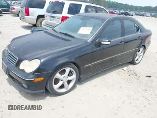 2006 Mercedes-Benz C 230 Sport z VIN WDBRF52H76F762025, wystawiony jako IAAI lot #42197195 z przebiegiem 186 275 mil mil oraz . Historia ofert i sprzedaży dostępna na DreamBid. Obrazek 2.
