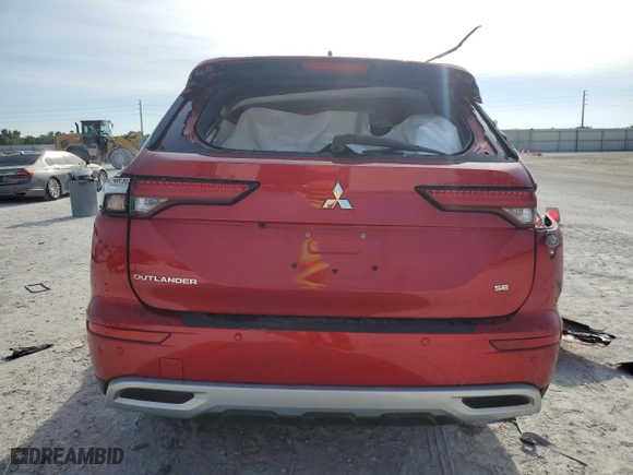 2024 Mitsubishi Outlander SE with VIN JA4J3VA83RZ077512, listed as a Copart auction lot 50472505 with 8,475 mi miles and Non Repairable. Bid and sale history available at carsss.com. Image 6.