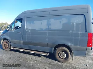 2019 Mercedes-Benz Sprinter Cargo Van with VIN WD4PF0CD5KP104611, listed as a IAAI auction lot 41256118 with 75,514 mi miles. Bid and sale history available at carsss.com. Image 13.