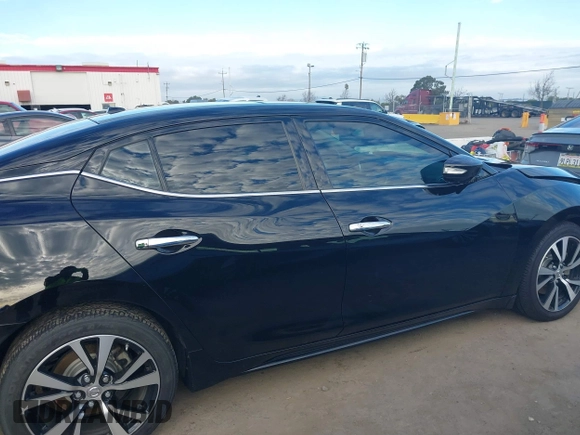 2018 Nissan Maxima SV with VIN 1N4AA6AP4JC398478, listed as a IAAI auction lot 41619733 with 132,867 mi miles and . Bid and sale history available at DreamBid. Image 14.