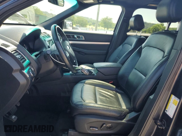 2017 Ford Explorer XLT z VIN 1FM5K7D8XHGA40965, wystawiony jako Copart lot #61990305 z przebiegiem 154 534 mil mil oraz Szkoda całkowita • Salvage title. Historia ofert i sprzedaży dostępna na DreamBid. Obrazek 7.