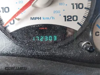 2003 Jeep Liberty Sport with VIN 1J4GL48KX3W530569, listed as a IAAI auction lot 41857397 with 172,303 mi miles. Bid and sale history available at carsss.com. Image 15.