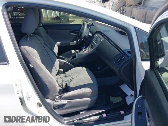 2015 Toyota Prius Four with VIN JTDKN3DU8F1984106, listed as a IAAI auction lot 42676087 with 54,956 mi miles and . Bid and sale history available at DreamBid. Image 5.