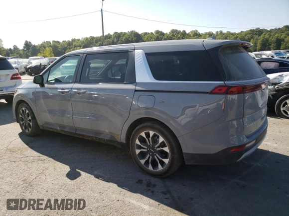 2024 Kia Carnival EX with VIN KNDNC5H34R6399479, listed as a Copart auction lot 70980814 with 17,177 mi miles and Salvage Title. Bid and sale history available at carsss.com. Image 2.