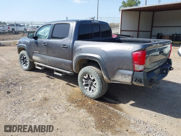 2016 Toyota Tacoma SR with VIN 5TFCZ5AN5GX010227, listed as a IAAI auction lot 41792719 with 228,070 mi miles. Bid and sale history available at carsss.com. Image 3.