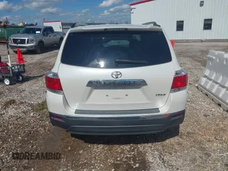2011 Toyota Highlander Limited with VIN 5TDYK3EH0BS046070, listed as a IAAI auction lot 42134709 with 161,213 mi miles and . Bid and sale history available at DreamBid. Image 16.