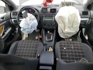 2009 Volkswagen GTI с VIN WVWHD71K09W048074, выставлен на аукционе Copart как лот 53237425 с пробегом 110 793 миль миль и Списание • Salvage title. История ставок и продаж доступна на DreamBid. Изображение 8.