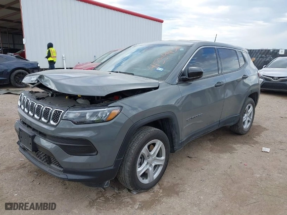 2024 Jeep Compass Sport with VIN 3C4NJDANXRT583844, listed as a IAAI auction lot 41359436 with 12,622 mi miles. Bid and sale history available at carsss.com. Image 2.