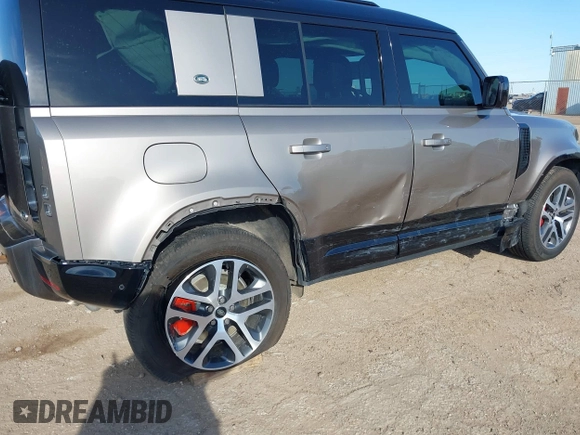 2023 Land Rover Defender X с VIN SALEX7EU1P2148879, выставлен на аукционе IAAI как лот 41770581 с пробегом 32 831 миль миль и . История ставок и продаж доступна на DreamBid. Изображение 6.