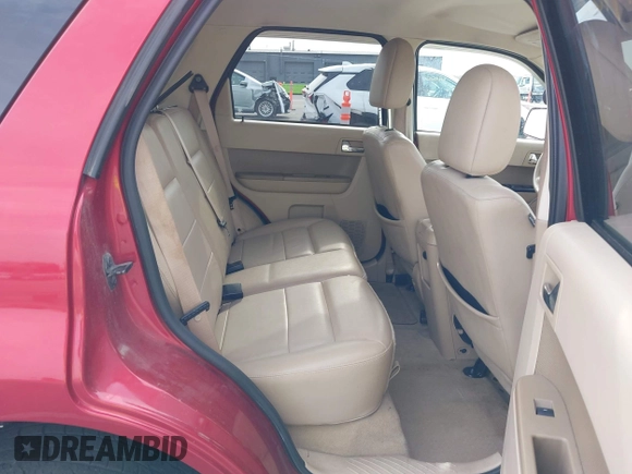 2009 Ford Escape Limited с VIN 1FMCU04G59KA18239, выставлен на аукционе IAAI как лот 42124102 с пробегом 158 981 миль миль и . История ставок и продаж доступна на DreamBid. Изображение 8.