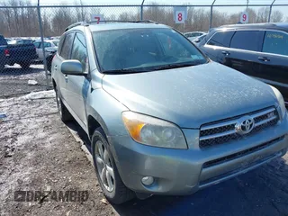 2008 Toyota RAV4 Ltd with VIN JTMBK31V685058112, listed as a IAAI auction lot 41757328 with 194,563 mi miles. Bid and sale history available at carsss.com. Image 1.
