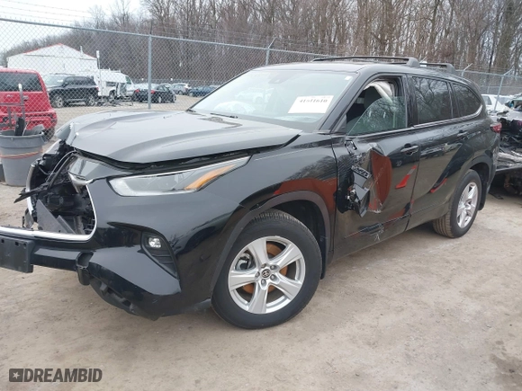 2021 Toyota Highlander L with VIN 5TDBZRBH5MS553042, listed as a IAAI auction lot 41611610 with 83,553 mi miles. Bid and sale history available at carsss.com. Image 2.