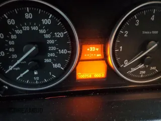 2008 BMW 3 Series 335xi z VIN WBAVD53548A010290, wystawiony jako Copart lot #84556844 z przebiegiem 100 758 mil mil oraz Szkoda całkowita • Salvage title. Historia ofert i sprzedaży dostępna na DreamBid. Obrazek 9.