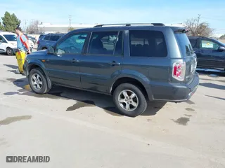 2006 Honda Pilot EX-L with RES with VIN 5FNYF28656B016419, listed as a IAAI auction lot 41620977 with 206,372 mi miles. Bid and sale history available at carsss.com. Image 3.