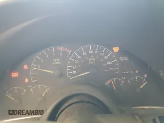 1995 Pontiac Firebird Firebird z VIN 2G2FS22S7S2240523, wystawiony jako Copart lot #57970545 z przebiegiem 119 682 mil mil oraz Szkoda całkowita • Salvage title. Historia ofert i sprzedaży dostępna na DreamBid. Obrazek 9.