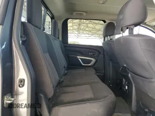 2021 Nissan Titan SV z VIN 1N6AA1EFXMN518756, wystawiony jako Copart lot #44969775 z przebiegiem 101 589 mil mil oraz Szkoda całkowita • Salvage title. Historia ofert i sprzedaży dostępna na DreamBid. Obrazek 10.