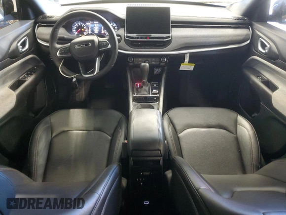 2024 Jeep Compass Latitude Lux with VIN 3C4NJDFN5RT155253, listed as a Copart auction lot 42655665 with 2,130 mi miles and Salvage title. Bid and sale history available at DreamBid. Image 8.