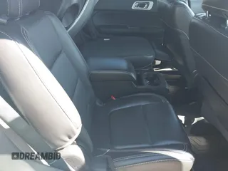2014 Ford Explorer Sport z VIN 1FM5K8GT9EGA14259, wystawiony jako IAAI lot #42607836 z przebiegiem 83 178 mil mil oraz . Historia ofert i sprzedaży dostępna na DreamBid. Obrazek 8.