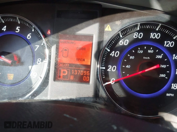 2010 Infiniti FX with VIN JN8AS1MW9AM853823, listed as a IAAI auction lot 41082325 with 137,096 mi miles. Bid and sale history available at carsss.com. Image 7.
