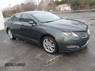 2015 Lincoln MKZ z VIN 3LN6L2J99FR605715, wystawiony jako IAAI lot #41431384 z przebiegiem Nie podano mil oraz . Historia ofert i sprzedaży dostępna na DreamBid. Obrazek 1.