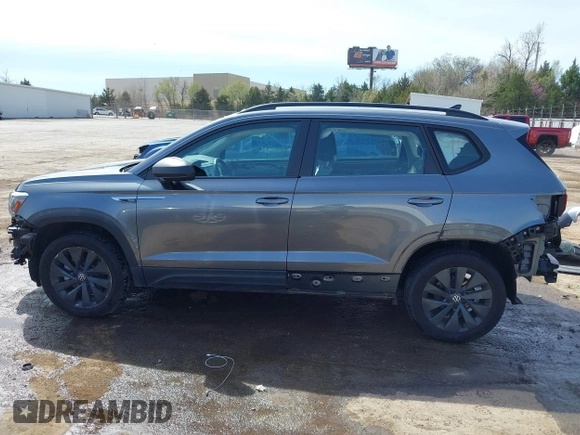 2024 Volkswagen Taos S с VIN 3VV5X7B26RM002498, выставлен на аукционе IAAI как лот 41871172 с пробегом 28 345 миль миль и . История ставок и продаж доступна на DreamBid. Изображение 15.