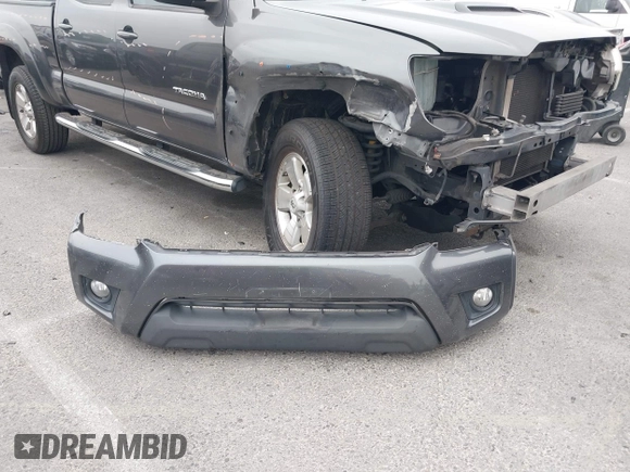2014 Toyota Tacoma PreRunner with VIN 3TMKU4HN9EM041509, listed as a IAAI auction lot 42441194 with 290,715 mi miles and . Bid and sale history available at DreamBid. Image 20.