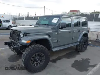 2020 Jeep Wrangler Unlimited Sahara с VIN 1C4HJXEN8LW203975, выставлен на аукционе IAAI как лот 42109259 с пробегом 51 799 миль миль и . История ставок и продаж доступна на DreamBid. Изображение 18.