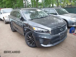 2019 Kia Sorento LX z VIN 5XYPGDA56KG603088, wystawiony jako IAAI lot #42429640 z przebiegiem 21 770 mil mil oraz . Historia ofert i sprzedaży dostępna na DreamBid. Obrazek 1.