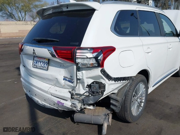 2019 Mitsubishi Outlander PHEV SEL with VIN JA4J24A57KZ049706, listed as a IAAI auction lot 41500699 with 160280 miles. Bid and sale history available at carsss.com. Image 6.
