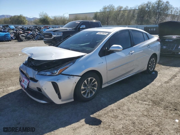 2021 Toyota Prius L Eco with VIN JTDKAMFU8M3135691, listed as a Copart auction lot 45679435 with 40,846 mi miles and Salvage Title. Bid and sale history available at carsss.com. Image 1.