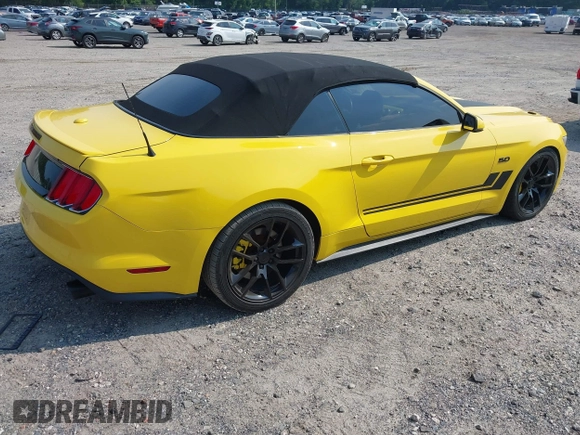 2015 Ford Mustang GT Premium z VIN 1FATP8FF9F5323726, wystawiony jako IAAI lot #42479740 z przebiegiem 68 581 mil mil oraz . Historia ofert i sprzedaży dostępna na DreamBid. Obrazek 4.