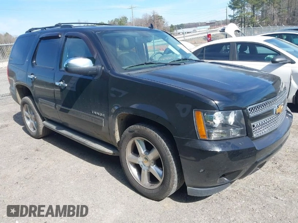 2014 Chevrolet Tahoe LT z VIN 1GNSCBE02ER181908, wystawiony jako IAAI lot #41628601 z przebiegiem 189 151 mil mil oraz . Historia ofert i sprzedaży dostępna na DreamBid. Obrazek 1.