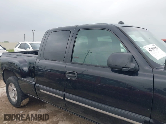 2005 Chevrolet Silverado 1500 Z71 with VIN 1GCEK19B95Z142179, listed as a IAAI auction lot 42203353 with 225,869 mi miles and . Bid and sale history available at DreamBid. Image 13.