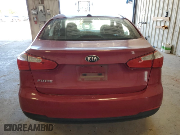2016 Kia Forte LX z VIN KNAFK4A63G5608426, wystawiony jako Copart lot #52648645 z przebiegiem 105 722 mil mil oraz Czysty tytuł • Clean title. Historia ofert i sprzedaży dostępna na DreamBid. Obrazek 6.