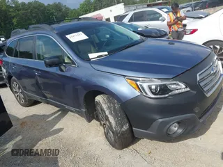 2015 Subaru Outback Limited z VIN 4S4BSBLC6F3345914, wystawiony jako IAAI lot #42473323 z przebiegiem 168 637 mil mil oraz . Historia ofert i sprzedaży dostępna na DreamBid. Obrazek 1.